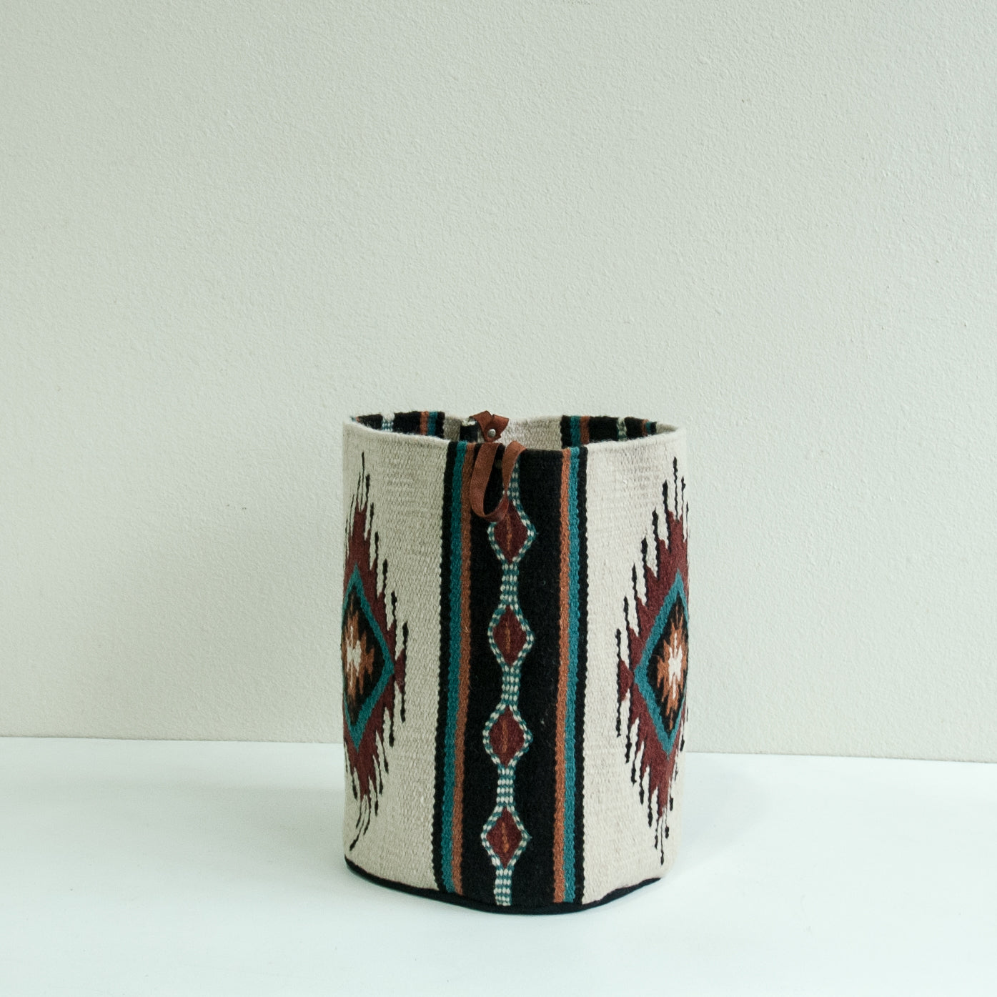 XL Woven Bucket Azul Pattern